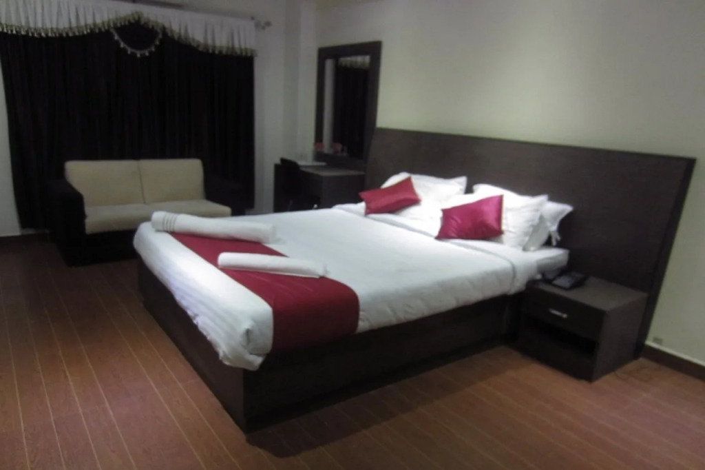 Hotel MB International