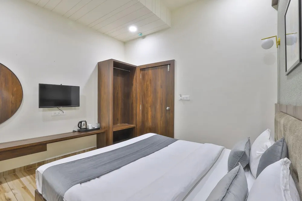 Hotel SR Regency