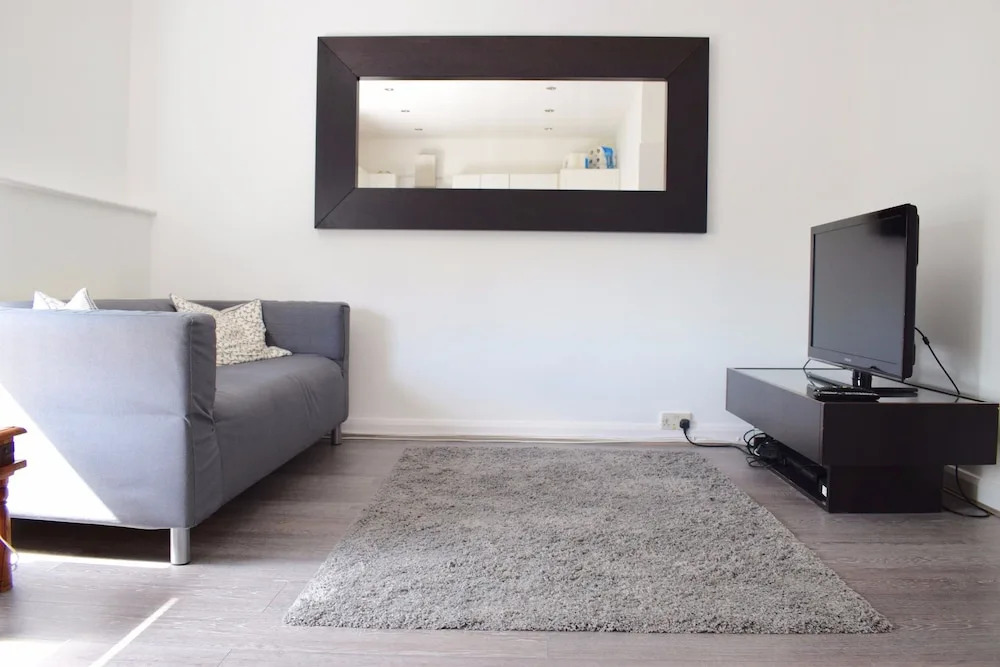 1 Bedroom Property in South West London