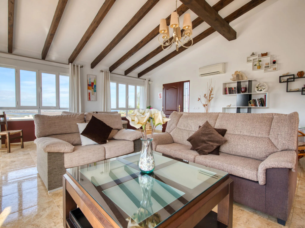 Holiday Home Isabel by Interhome
