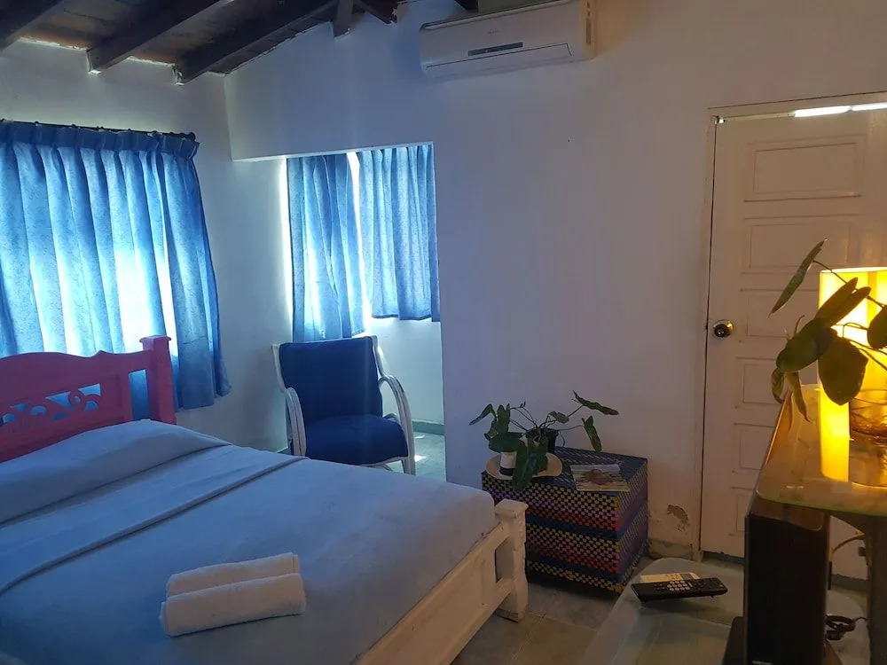 Hotel Gairaca Real