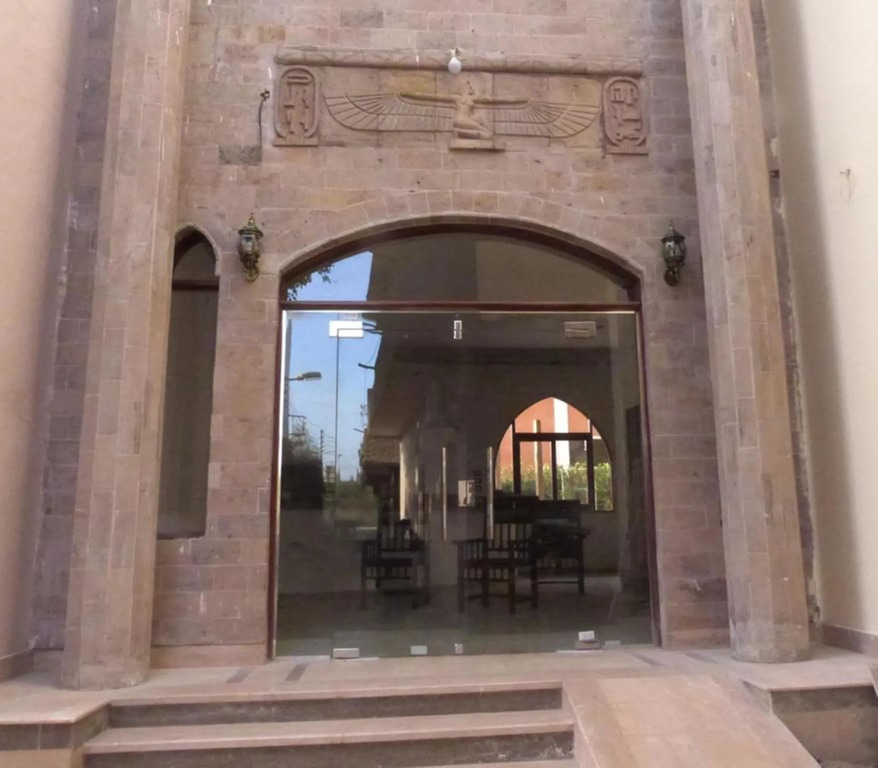 Thebes Hotel