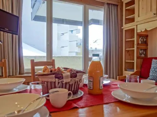 Apartment Le Pramecou - Val Claret-5 by Interhome