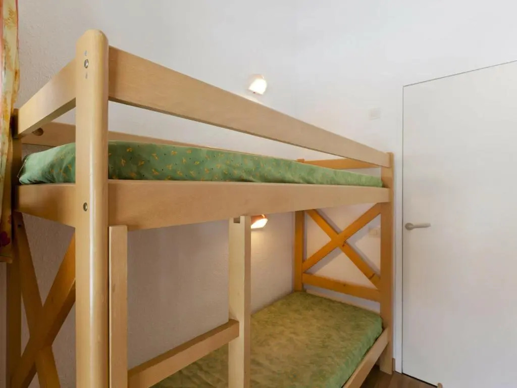 Appartement La Tania, 4 pièces, 9 personnes - FR-1-513-8