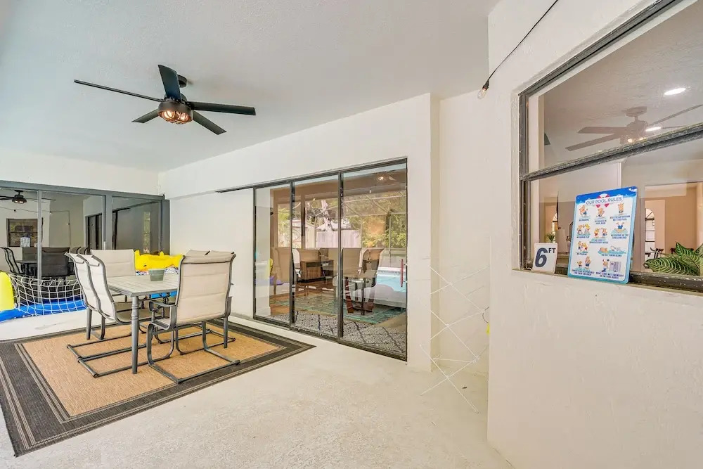 Spring Hill Retreat W/ Pool: 7 Mi To Weeki Wachee!