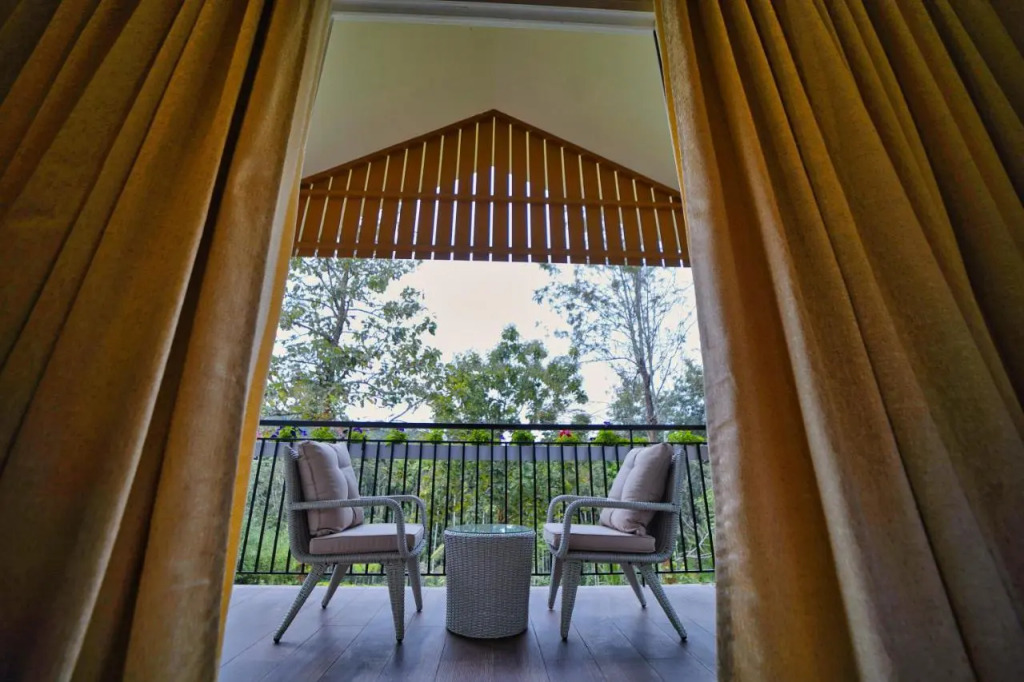 Jungle Bay Resorts & Spa