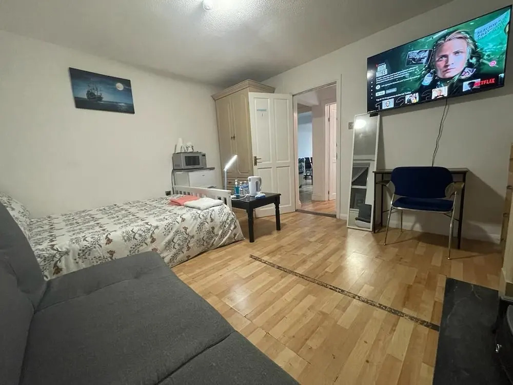 Heathrow Garden Lodge