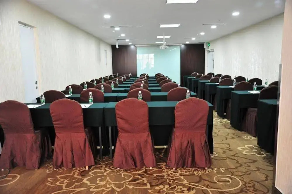 Hongrui Grand View International Hotel