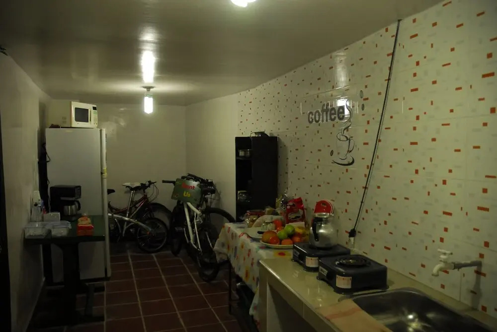 Hostal Gastro Bar Casa Colibrí