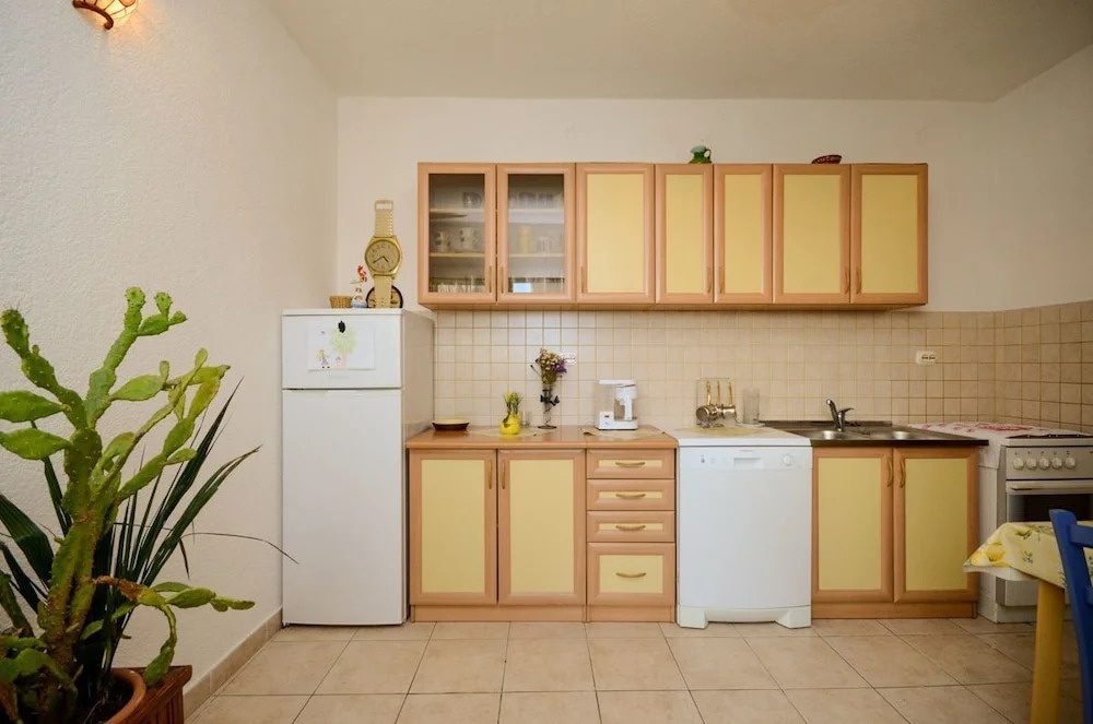Apartments Milojka