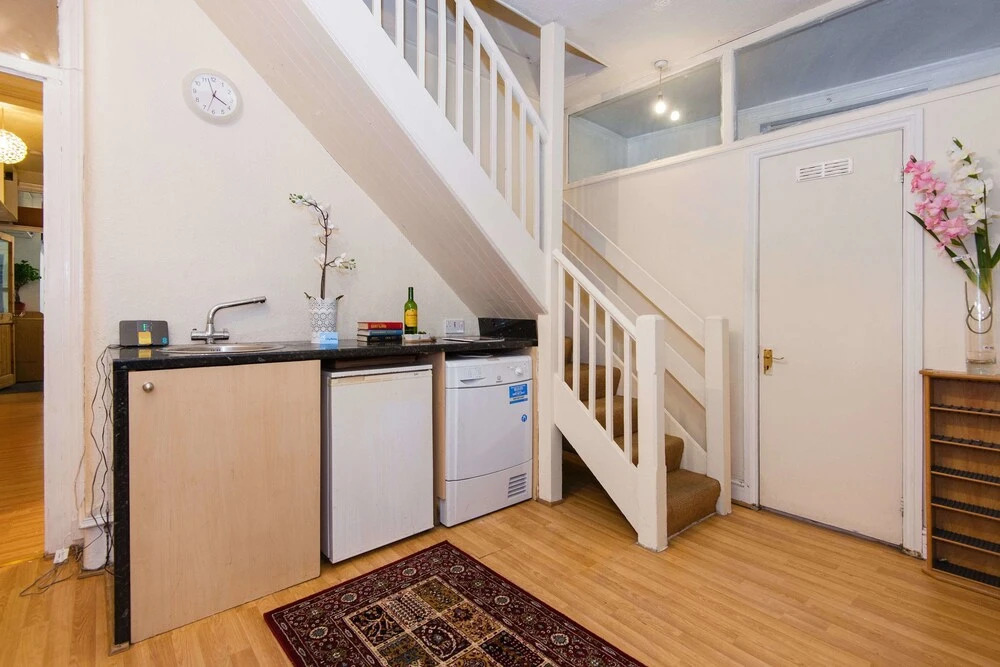 Lovely Talgarth Mansions Apartment - MDHI