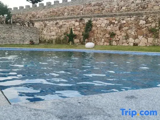 Xipo Xiaoyuan Homestay (Fendai Scenic Area)