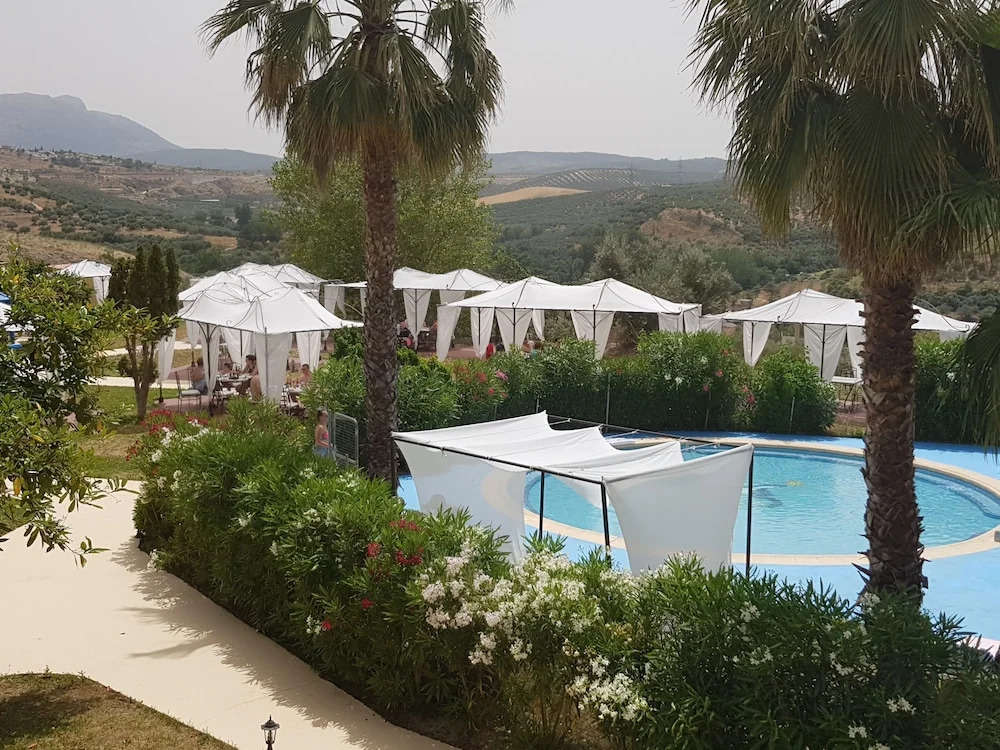 Hotel Almazara