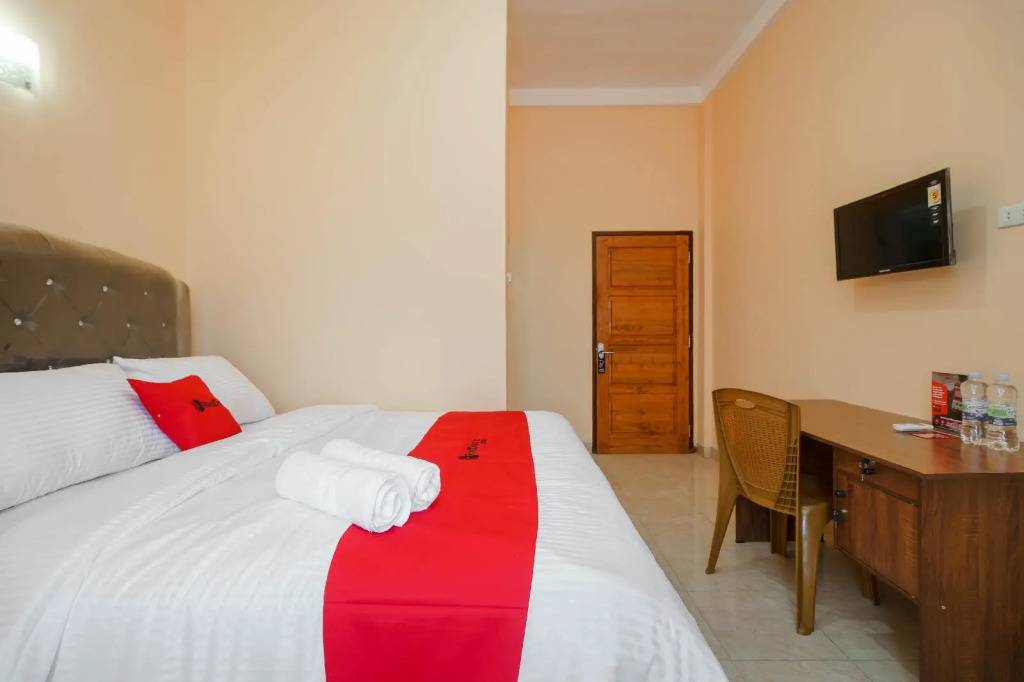 RedDoorz Syariah near Palembang Square Mall 3
