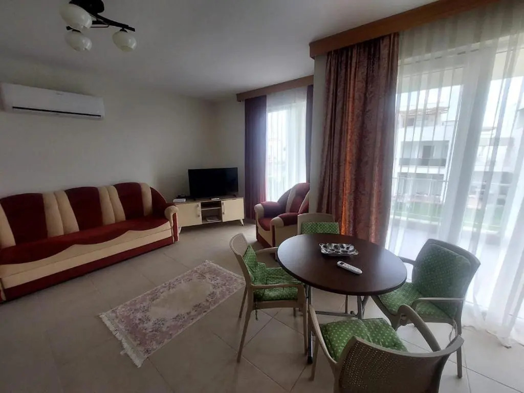 Holiday House Ada