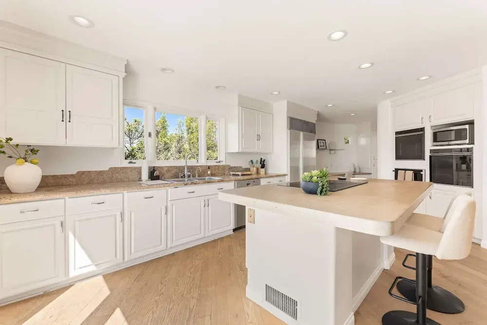 Allura Hollywood Hills LA s Most Incredible Views