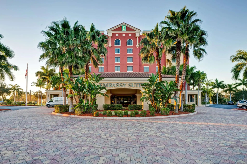 Embassy Suites Fort Myers - Estero
