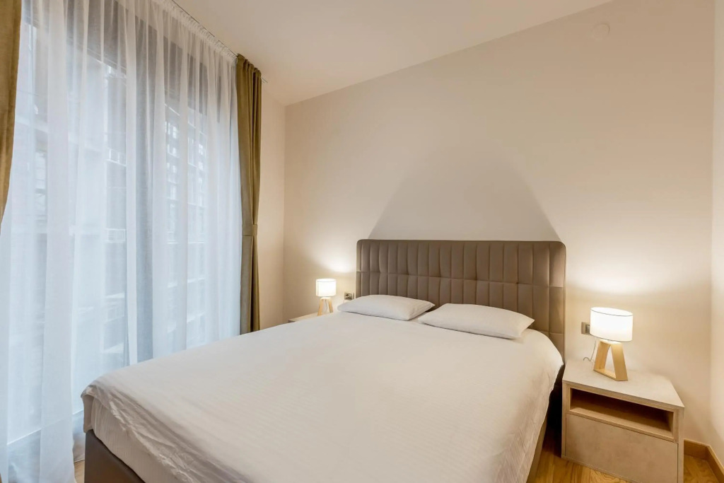 Athos Square Apartments