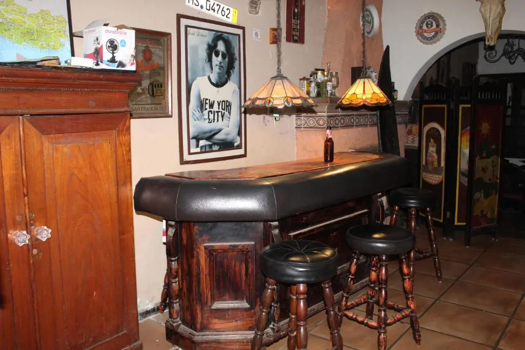 Hostal Villa El Campanario