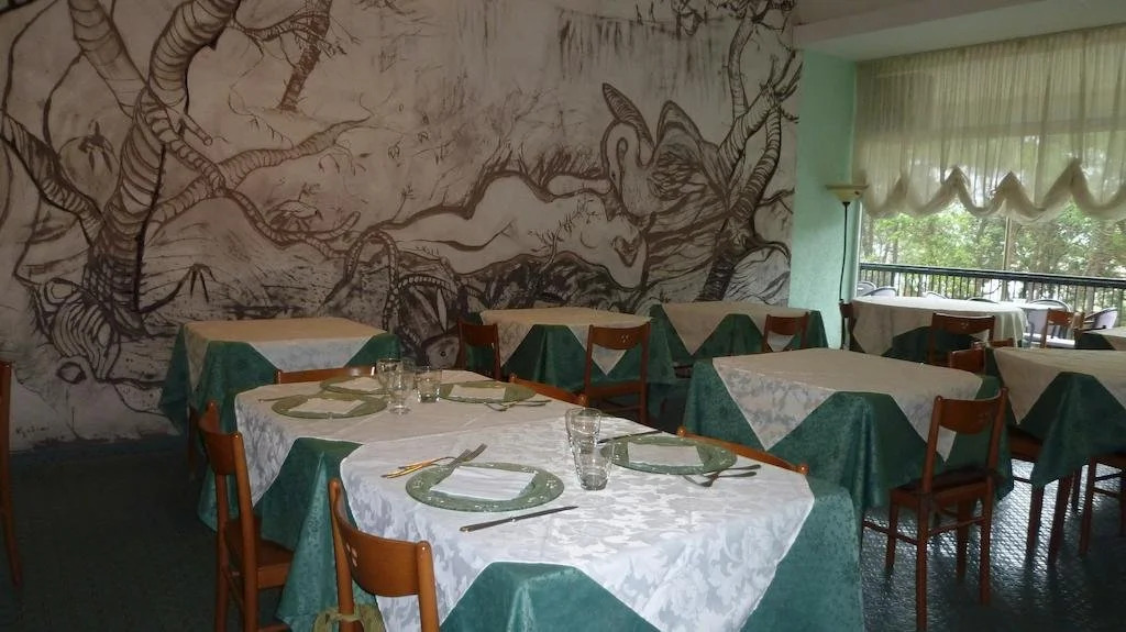 Hotel Zeus