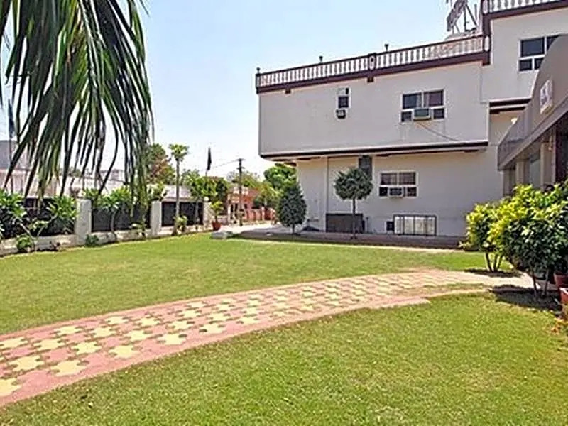 Classic 7 Hotel and Restaurant
