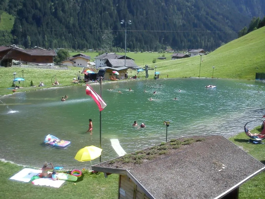 Appartementhaus zum Holzknecht am See
