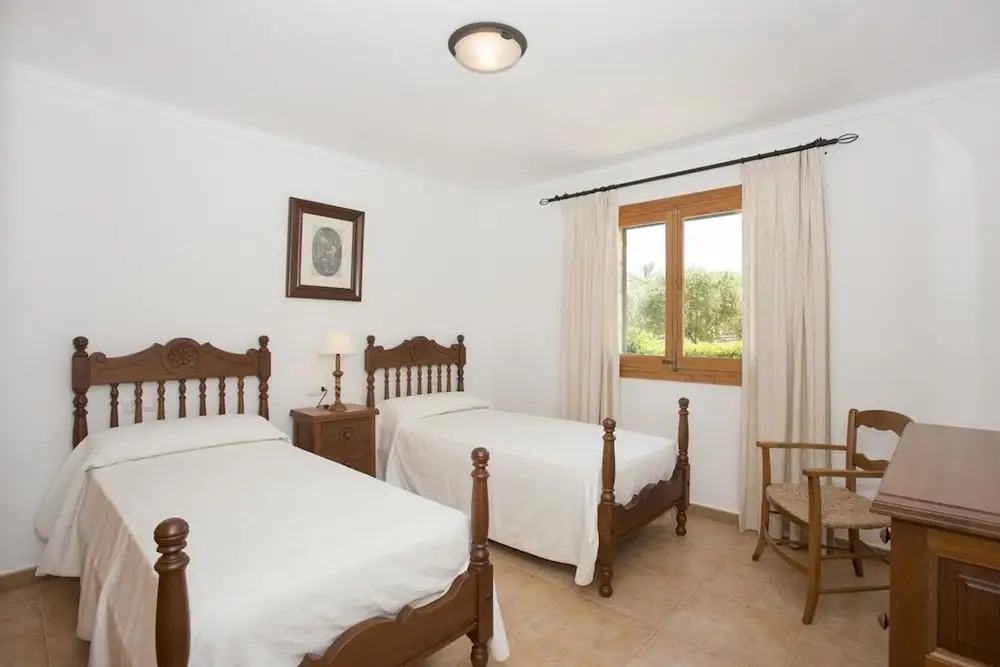 Villa - 4 Bedrooms with Pool and WiFi - 103131