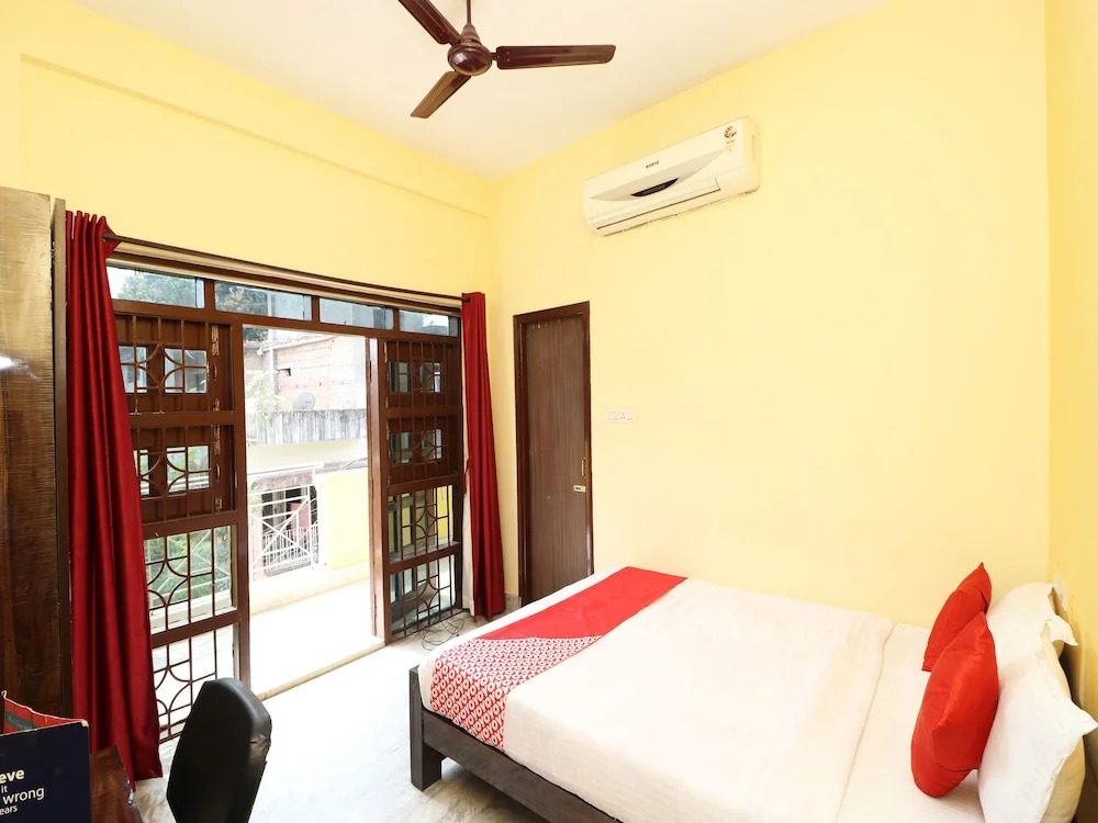 OYO 11319 Brickwood Guest House