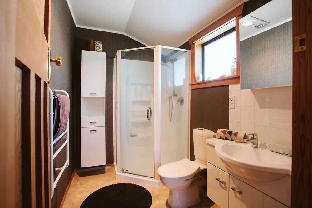 WOW On Weymouth - Prime Inner City Location