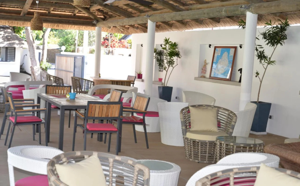 Toparadis Guest House