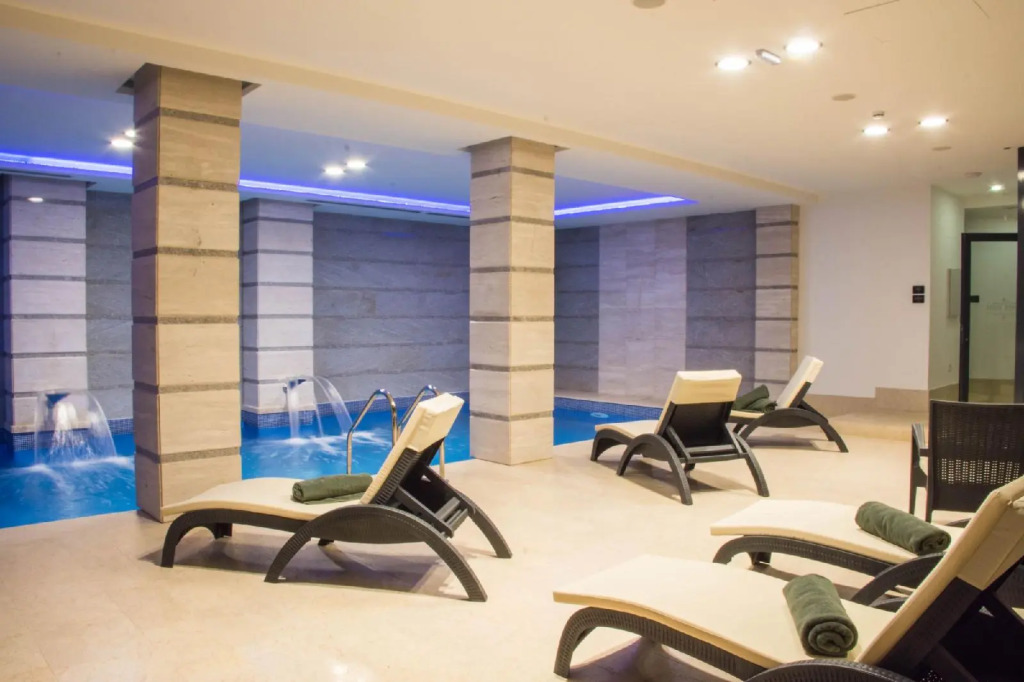 Xenon Hotel & SPA