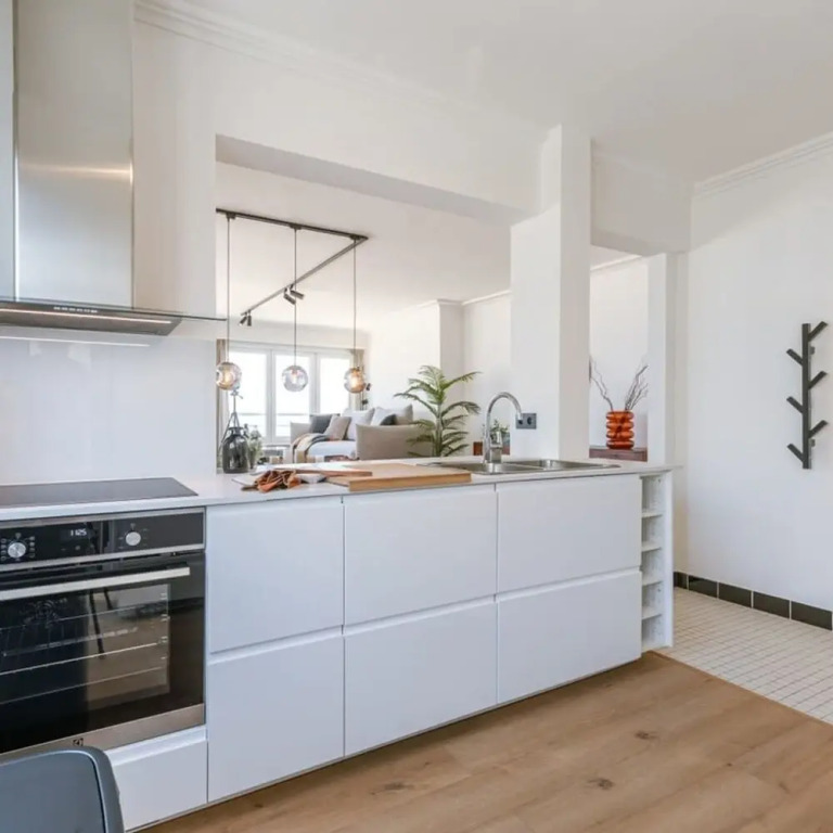 Frontal Seaview Apartment in Ostend