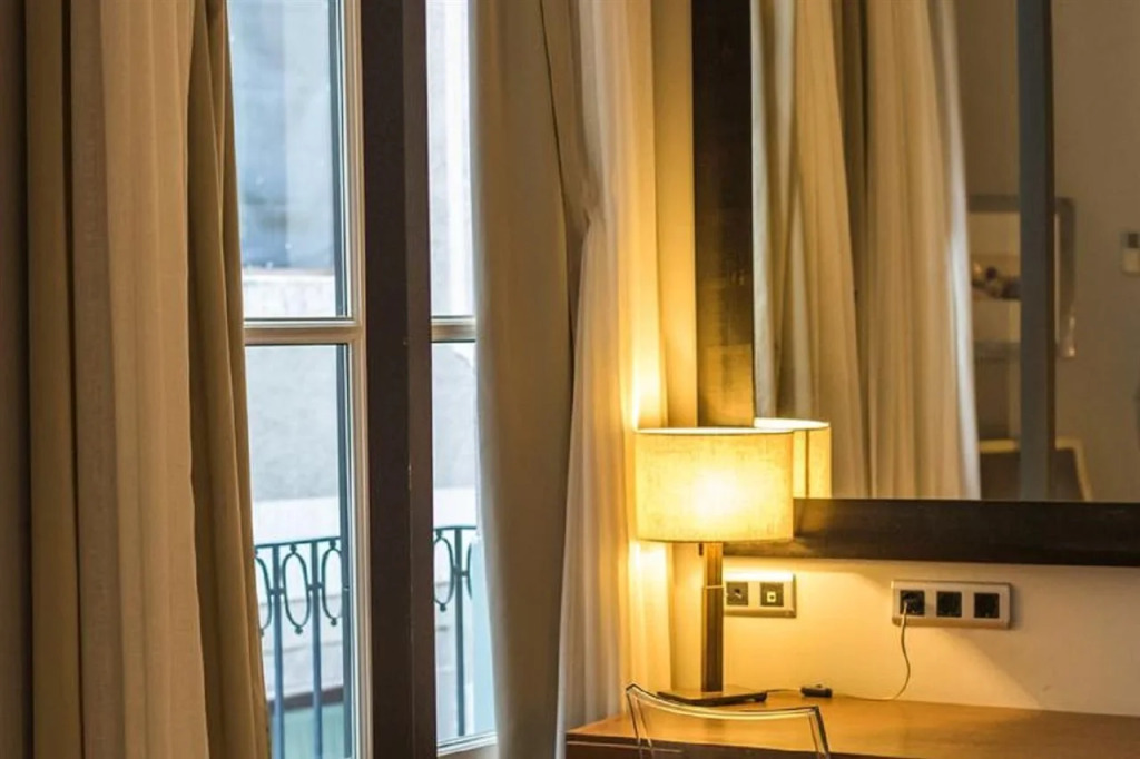 Отель Chic&basic Habana Hoose
