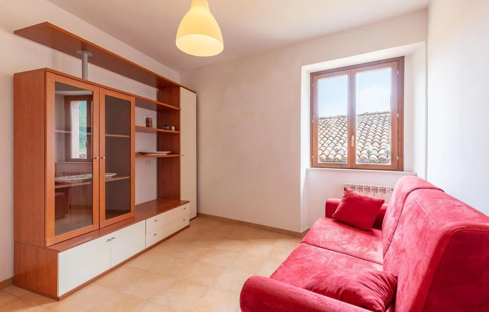 Beautiful Home in Fabriano With 5 Bedrooms and Wifi