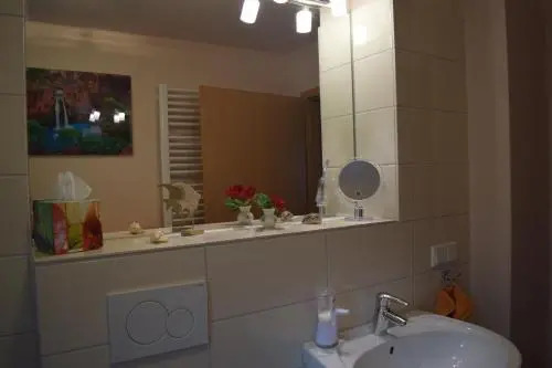 Nichtraucherferienwohnung-Neckarblick ZE-2022-74-WZ-118A