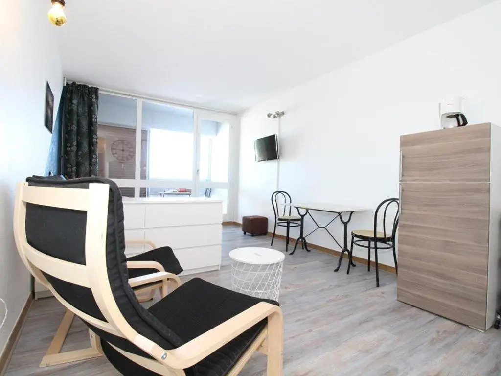 Appartement Balaruc-les-Bains, 1 pièce, 2 personnes - FR-1-553-83