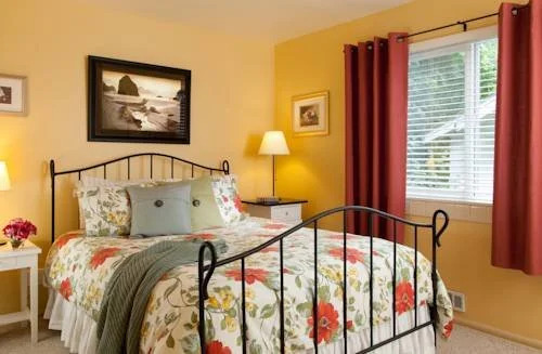 Chambered Nautilus Bed and Breakfast Inn