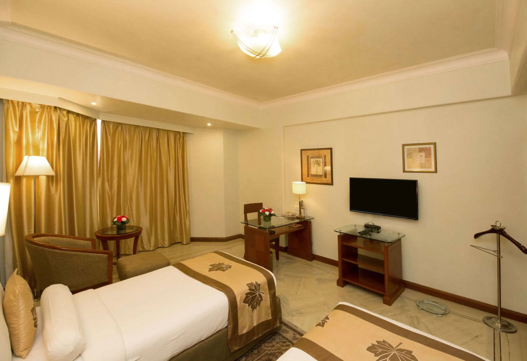 Clarion Bella Casa at Airport