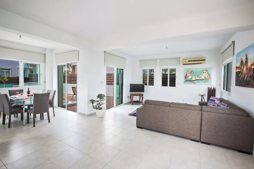 Protaras Holiday Villa Me25