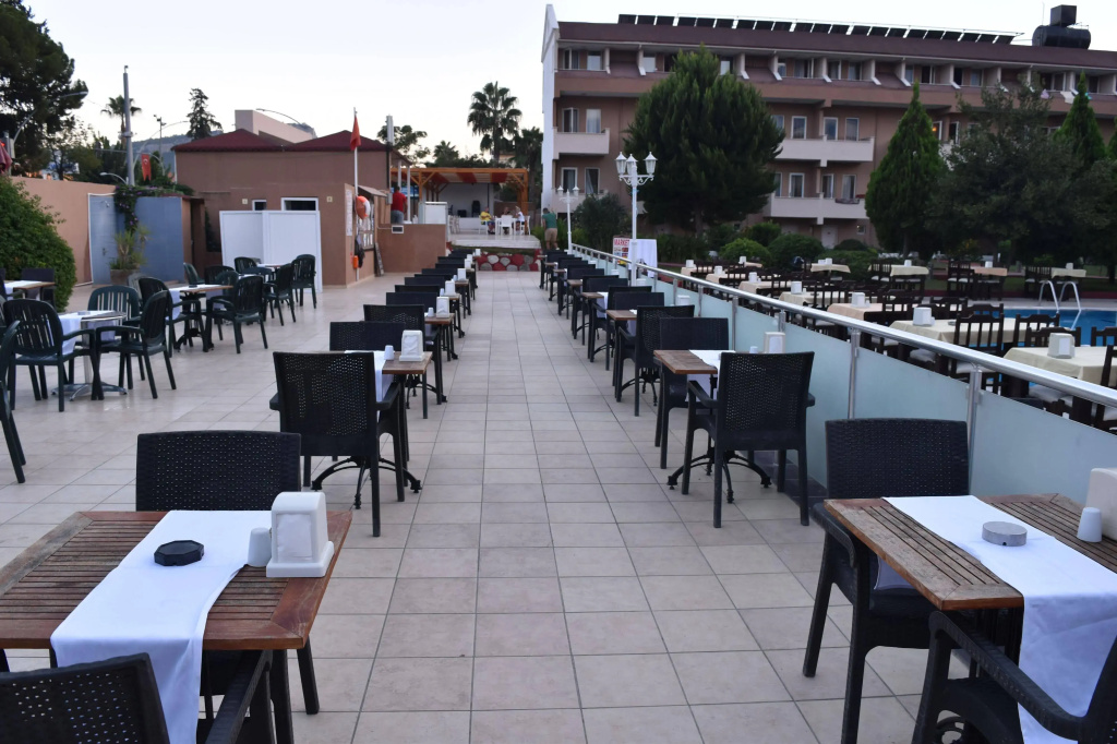 Ares Dream Hotel