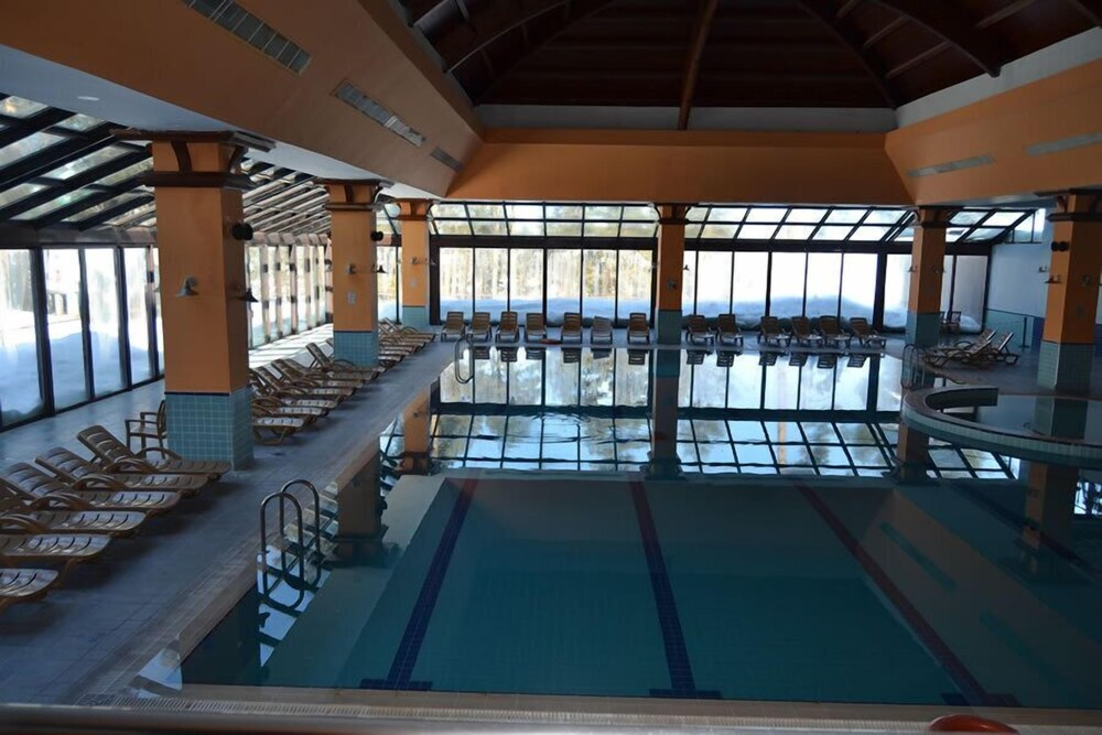Duja Chalet Ski Center