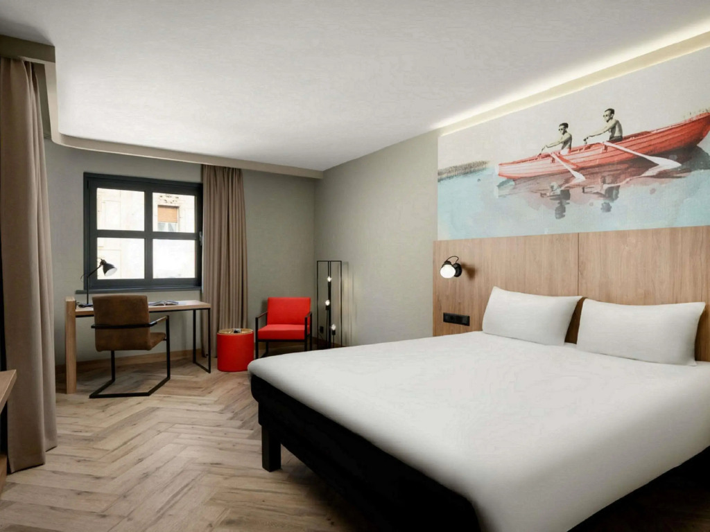 Ibis Budapest Heroes Square
