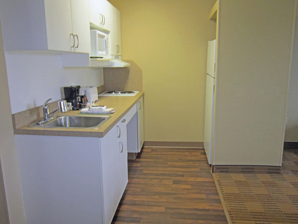 Studio 6 Corporate Extended Stay Rochester Henrietta NY