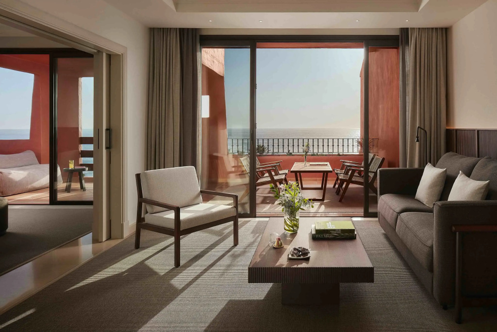 Курорт Tivoli la Caleta Resort