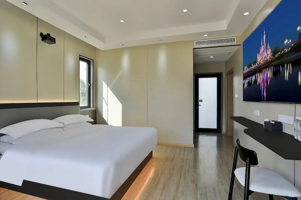 Yinshu Lunasvilla Courtyard Garden Resort Hotel