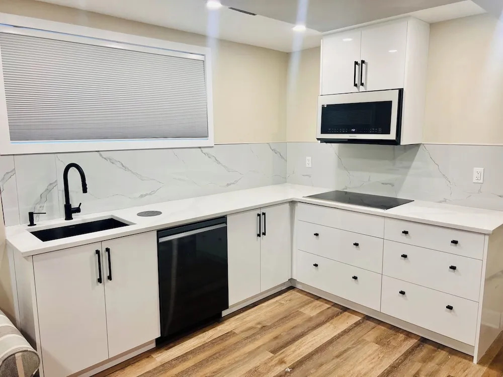 Cheerful and Modern