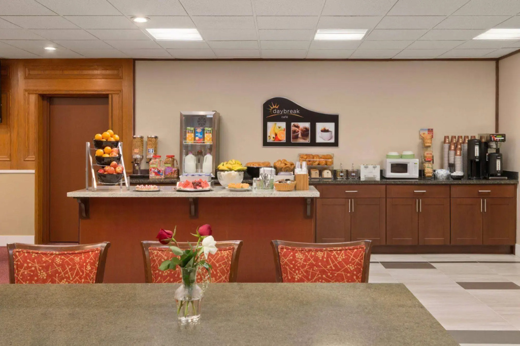 Days Inn - Prince George