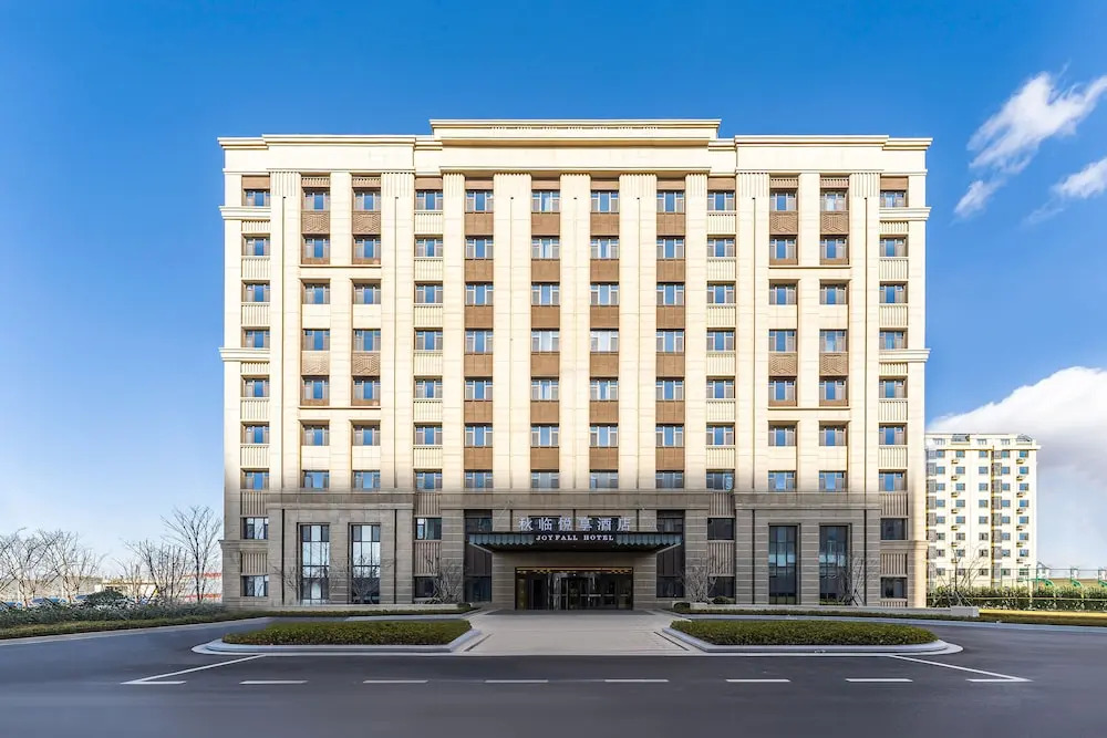 Joy Fall Hotel