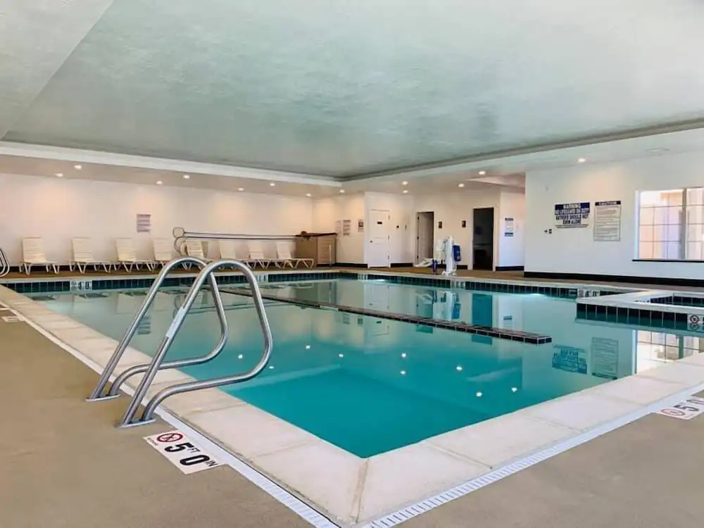 CB&M Executive Suites