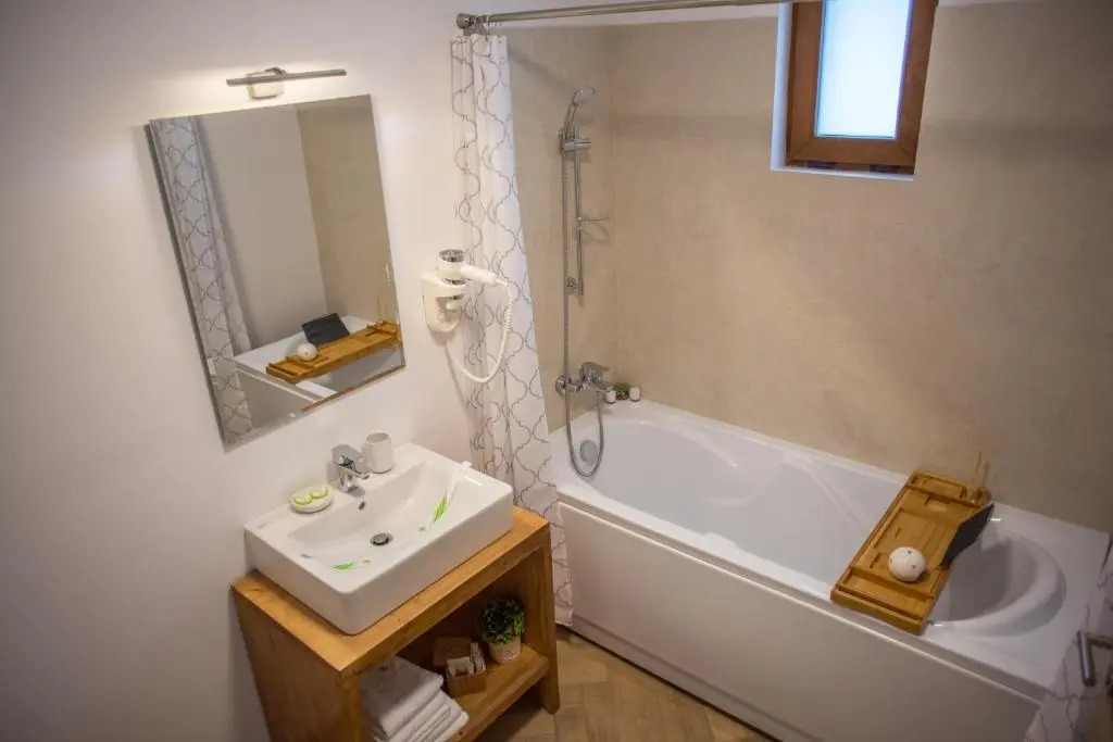 Boga Rooms